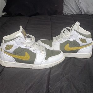 Air Jordan 1 Phat